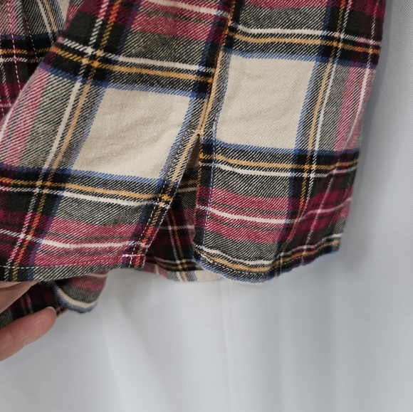 Madewell • Womens Flannel • Long Sleeve • Size Medium •Red and Black - Picture 6 of 6